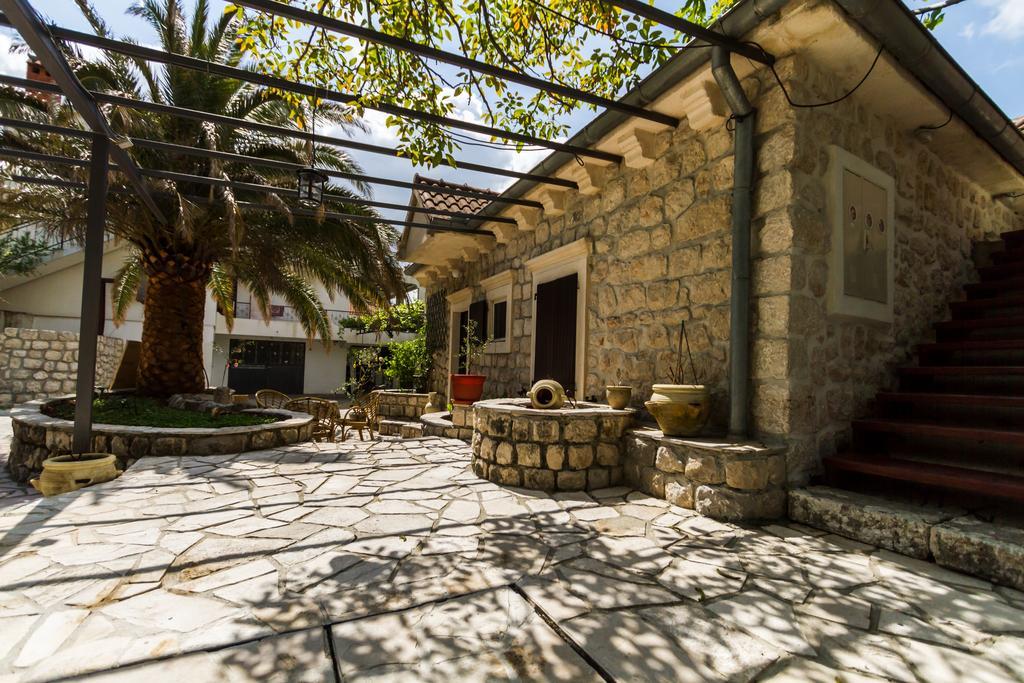 Hill Apartments Kotor Exterior photo