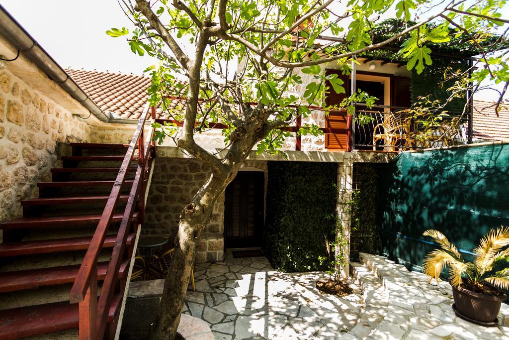 Hill Apartments Kotor Exterior photo