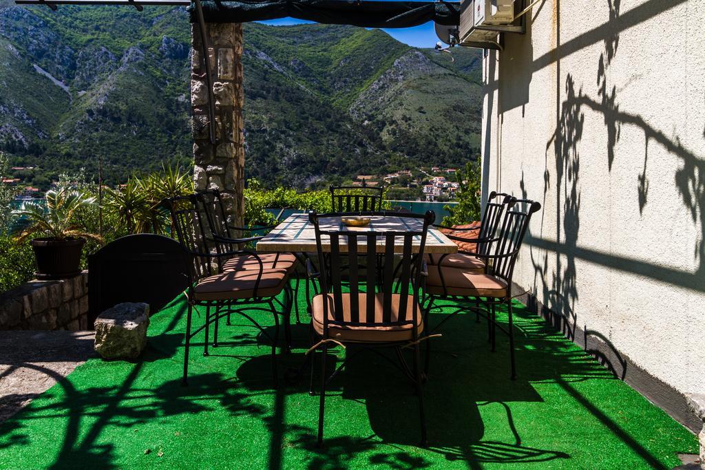 Hill Apartments Kotor Exterior photo
